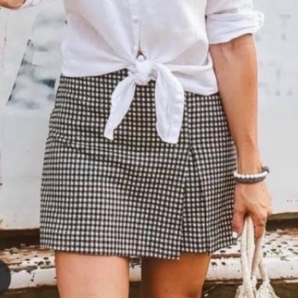 CAbi Tee Time Skort Check Black White Tennis 6